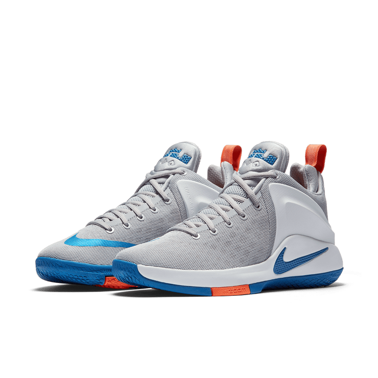 Nike LeBron Zoom Witness Wolf Grey Star Blue Angle 2