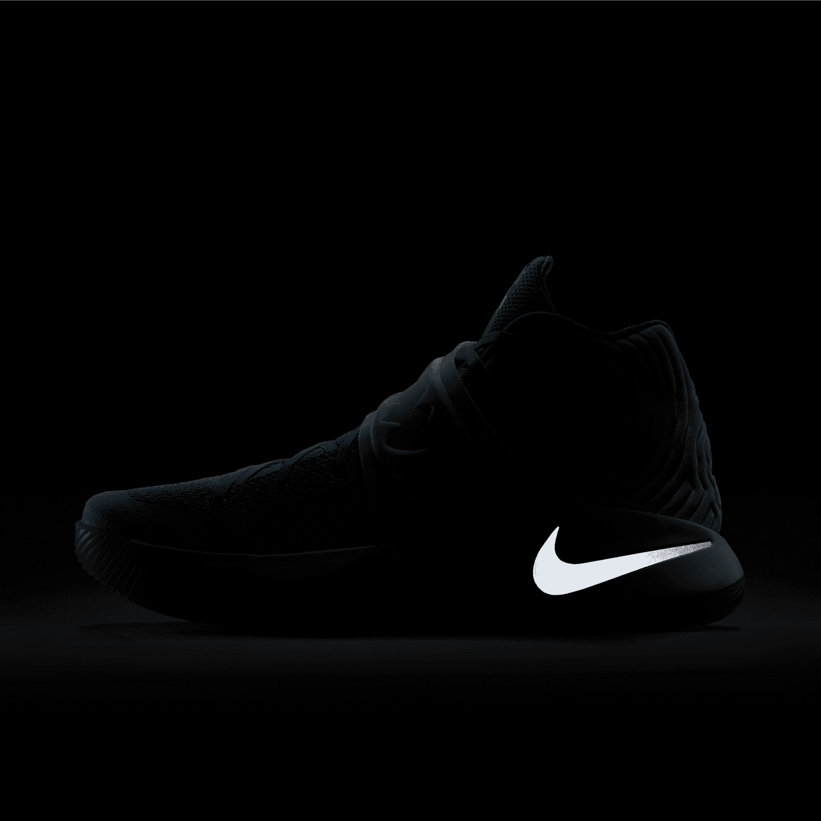 lebron 13 christmas price