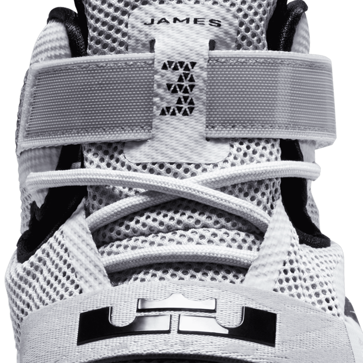 Nike LeBron Soldier 9 Wolf Grey White Black Angle 4