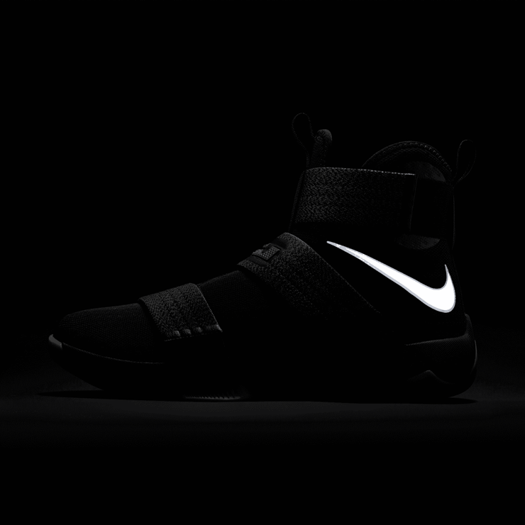 Nike LeBron Zoom Soldier 10 Black Gum Angle 4