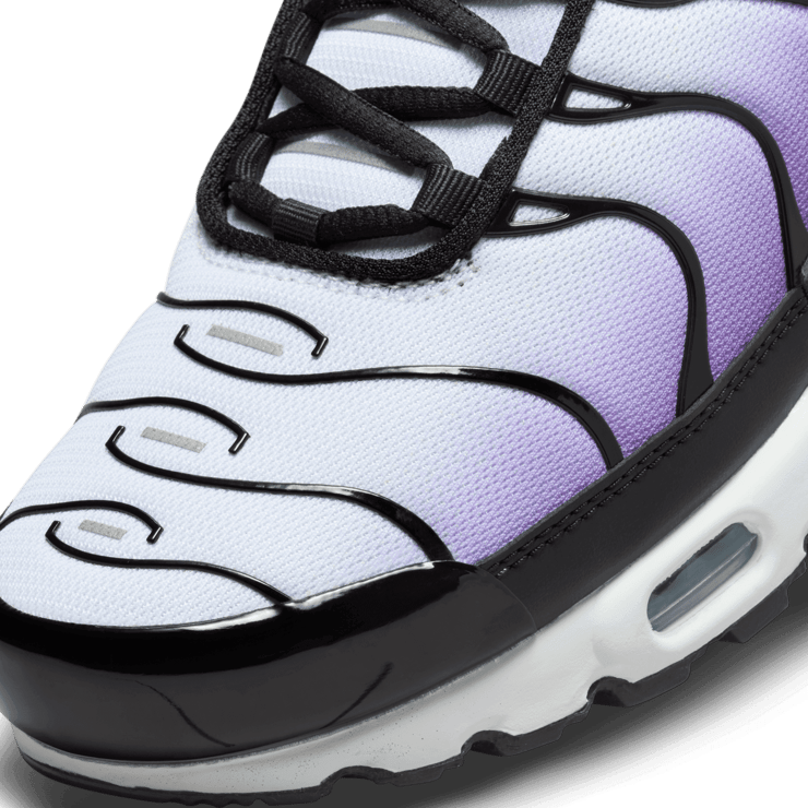 Nike Air Max Plus Disco Purple Teal Nebula Angle 4