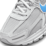 Nike Zoom Vomero 5 Photon Dust University Blue Angle 4