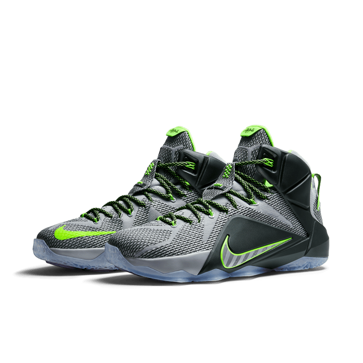 Nike LeBron 12 Dunk Force Angle 2