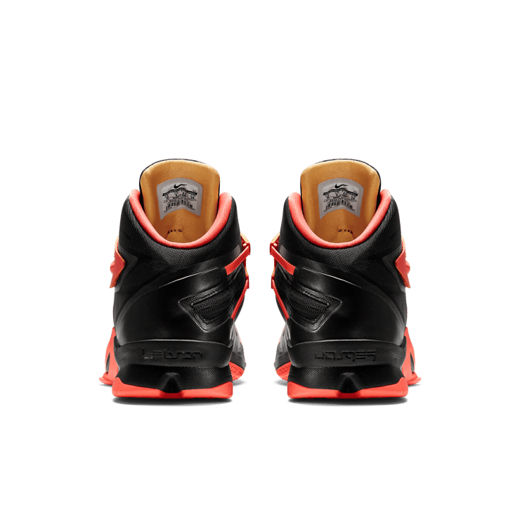 Nike Zoom Soldier 8 Black Mango Peach Angle 3