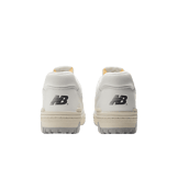 New Balance 550 White Timberwolf Angle 4
