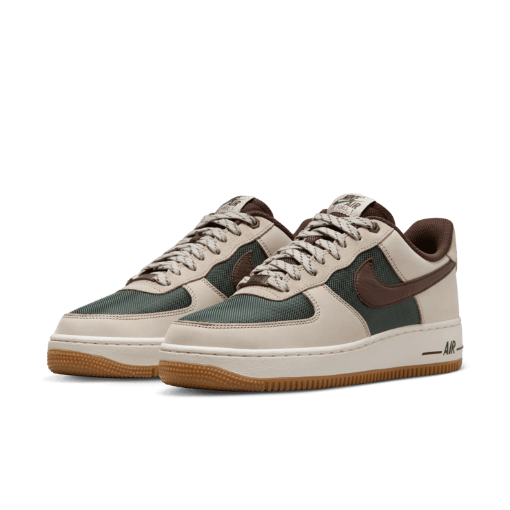 Nike Air Force 1 Low Cream Vintage Green Angle 2