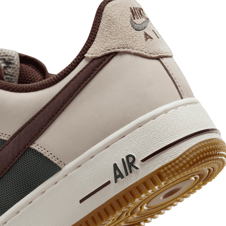 Nike Air Force 1 Low Cream Vintage Green Angle 5
