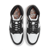 Air Jordan 1 Retro High OG Latte (W) Angle 1