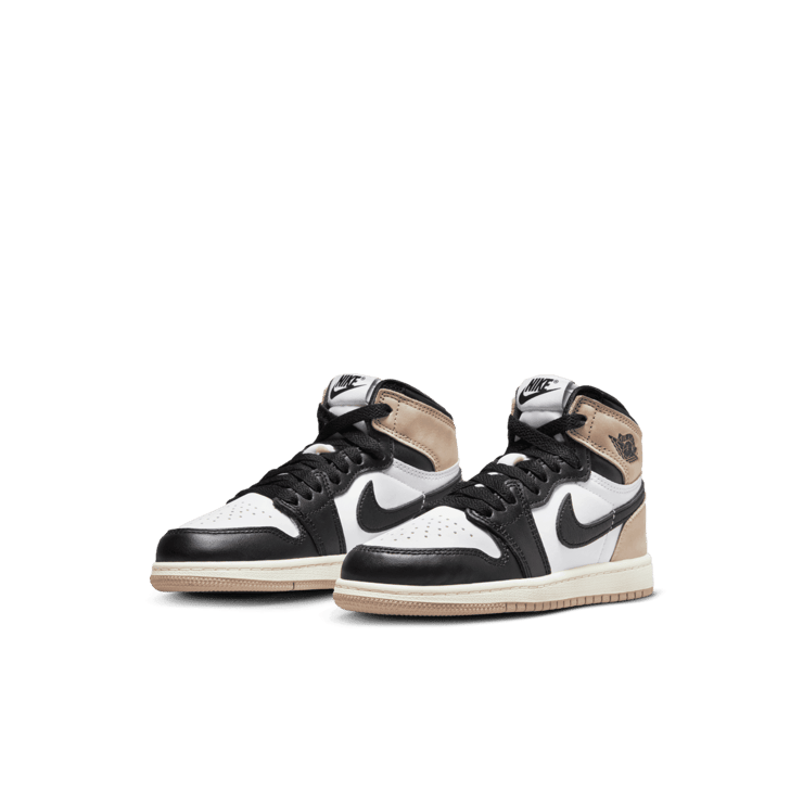 Air Jordan 1 Retro High OG Latte (PS) Angle 2