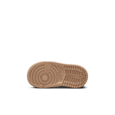Air Jordan 1 Retro High OG Latte (TD) Angle 0