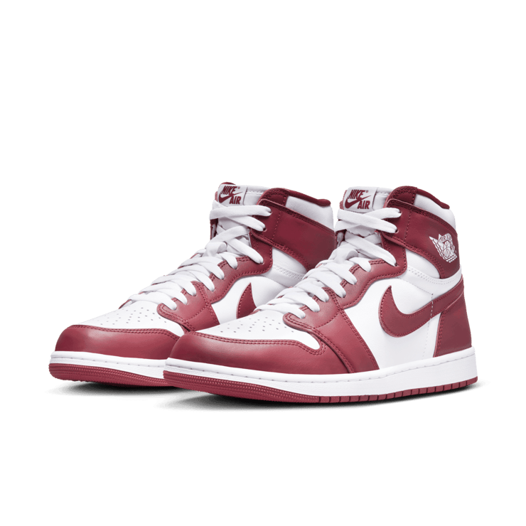 Air Jordan 1 Retro High OG Team Red Angle 2