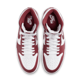 Air Jordan 1 Retro High OG Team Red Angle 1