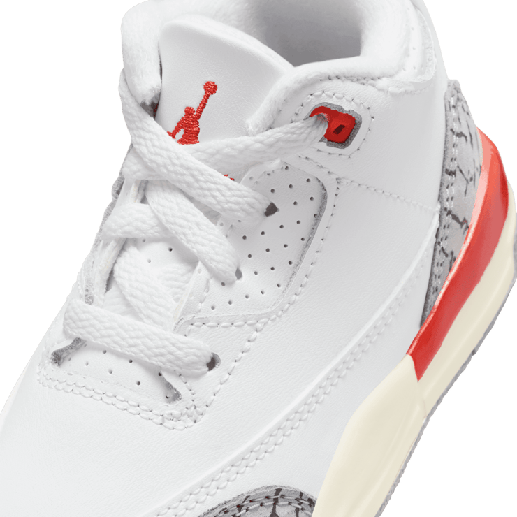 Air Jordan 3 Retro Georgia Peach (TD) Angle 4