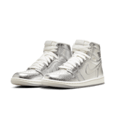 Air Jordan 1 Retro High OG Chrome (W) Angle 2