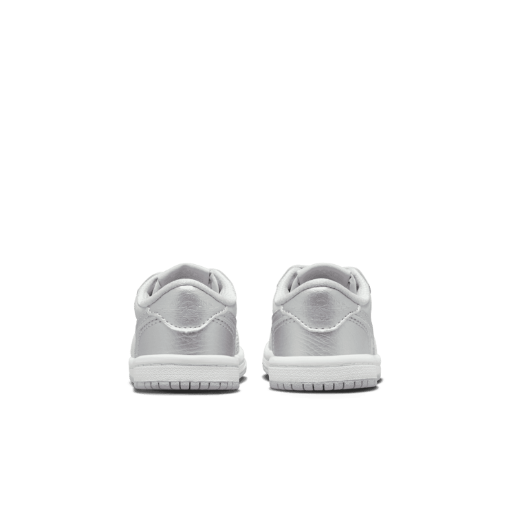 Air Jordan 1 Retro Low OG Silver (TD) Angle 3