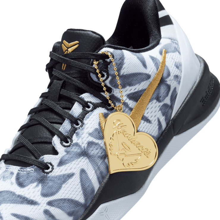 Nike Kobe 8 Protro Mambacita (GS) Angle 7