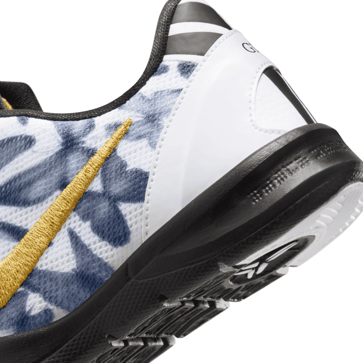 Nike Kobe 8 Protro Mambacita (PS) Angle 5