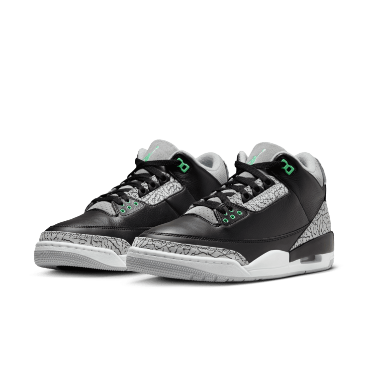 Air Jordan 3 Retro Green Glow Angle 2