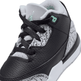Air Jordan 3 Retro Green Glow (TD) Angle 4