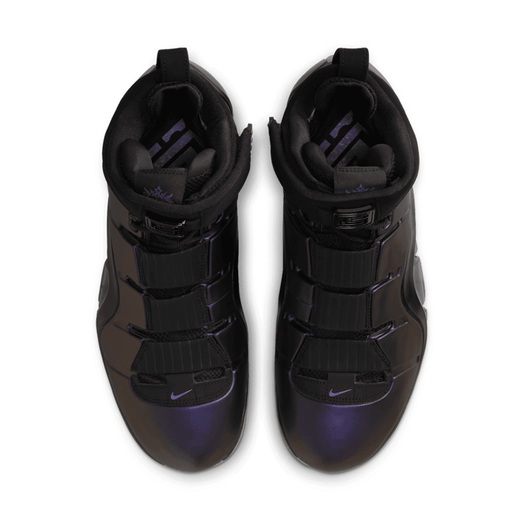 Nike Zoom LeBron 4 Eggplant Angle 1