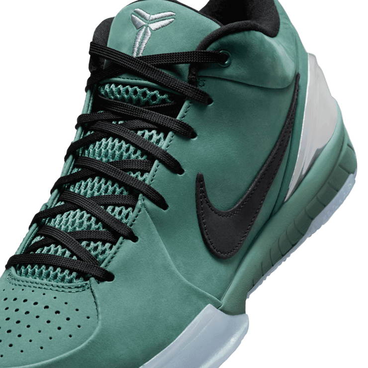 Nike Kobe 4 Protro Girl Dad Angle 4