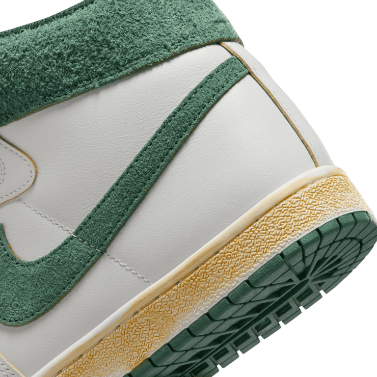 Jordan Air Ship PE SP A Ma Maniere Green Stone Angle 5