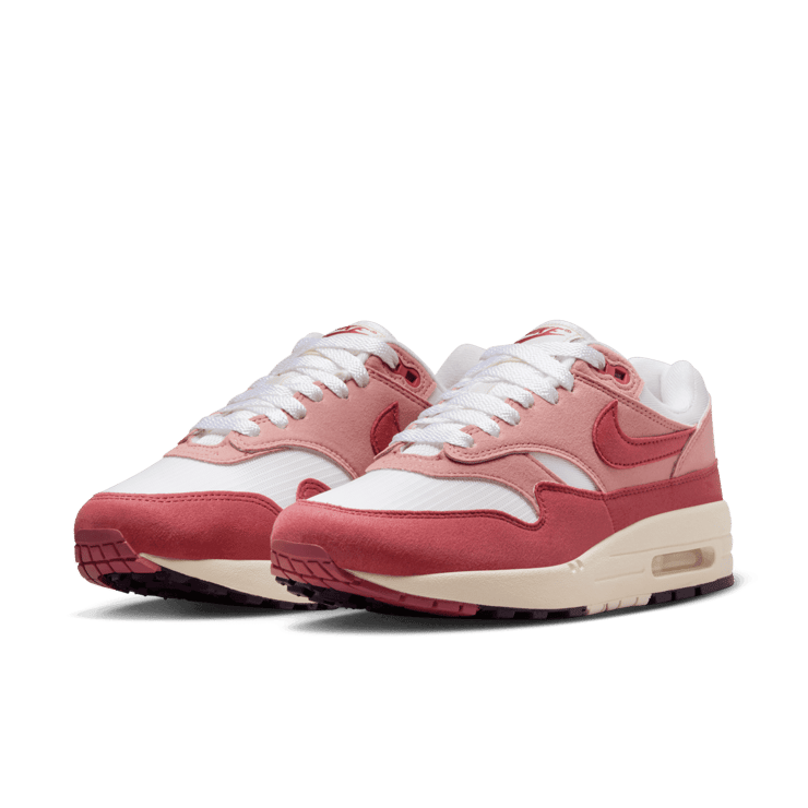 Nike Air Max 1 Cedar Red Stardust (W) Angle 2