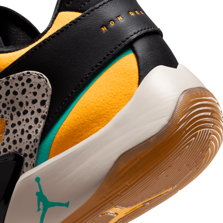 Jordan Luka 2 First Pitch Angle 5