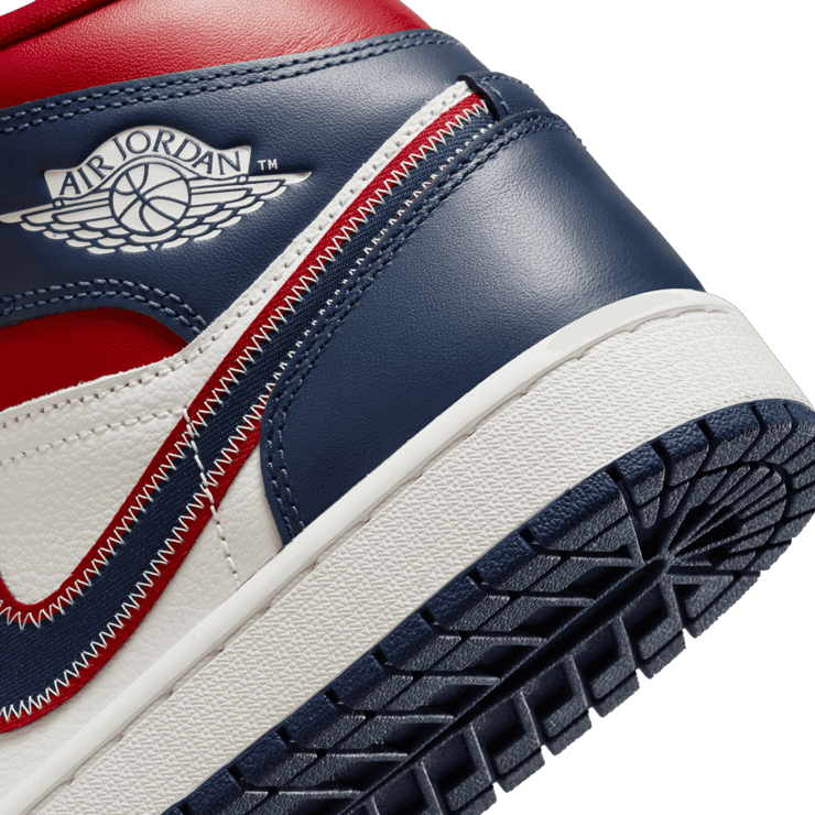 Jordan 1 Mid USA (W) Angle 5