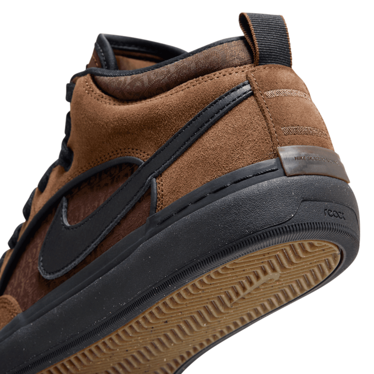 Nike SB React Leo Cacao Wow Angle 6