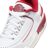 Air Jordan 2/3 White Varsity Red (GS) Angle 4