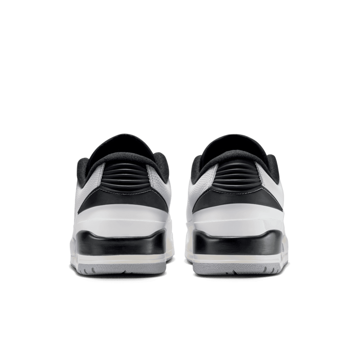 Air Jordan 2/3 White Black Angle 3