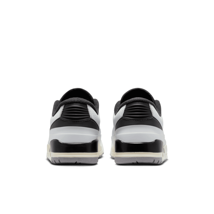 Air Jordan 2/3 White Black (GS) Angle 3