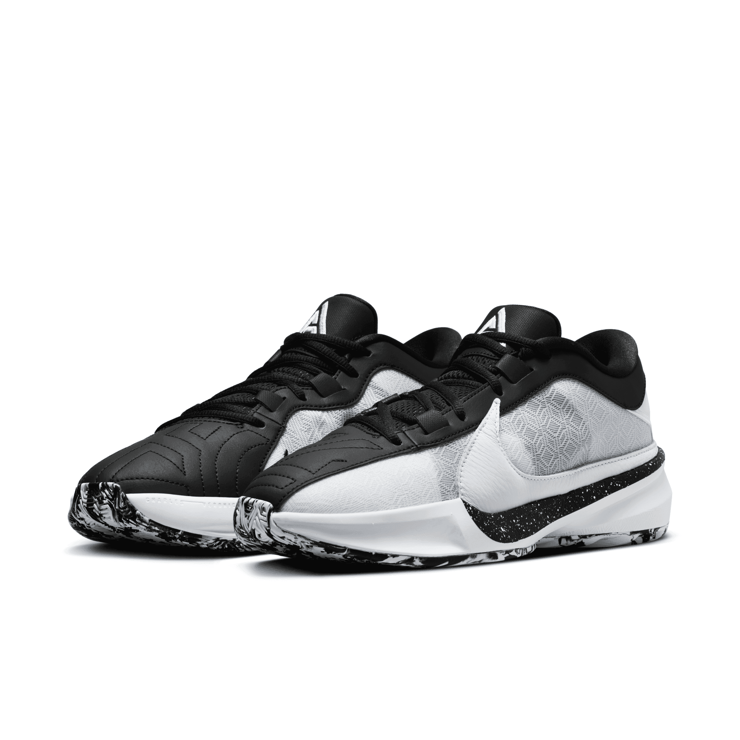 Nike Zoom Freak 5 Milk 'N Oreos Angle 3