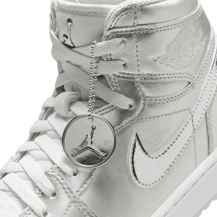 Air Jordan 1 High Golf Gift Giving Angle 6