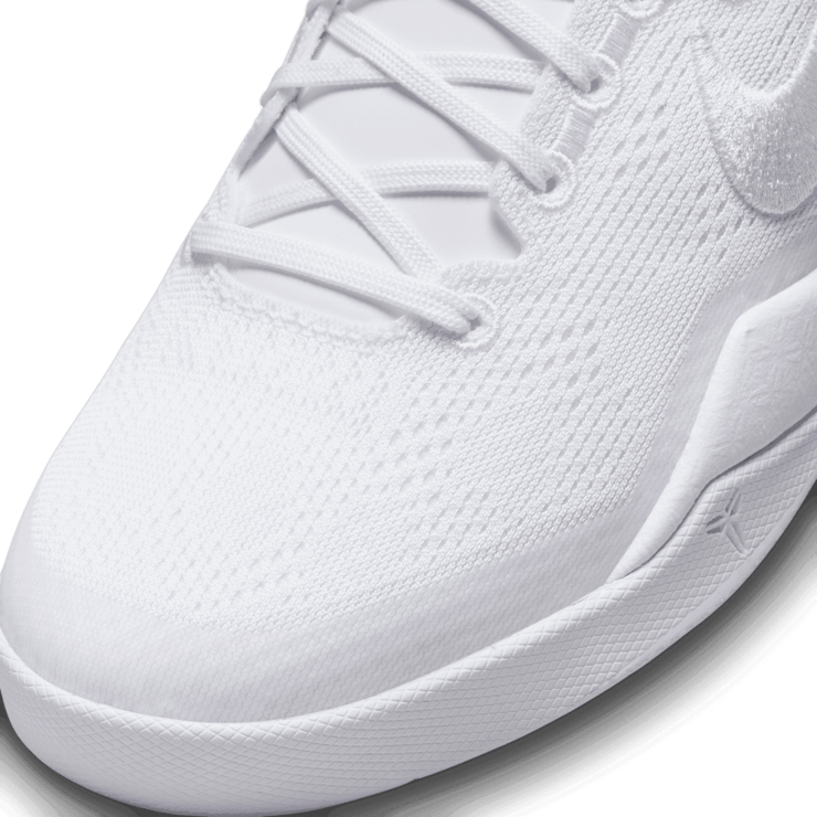 Nike Kobe 8 Protro Halo Triple White (GS) Angle 4