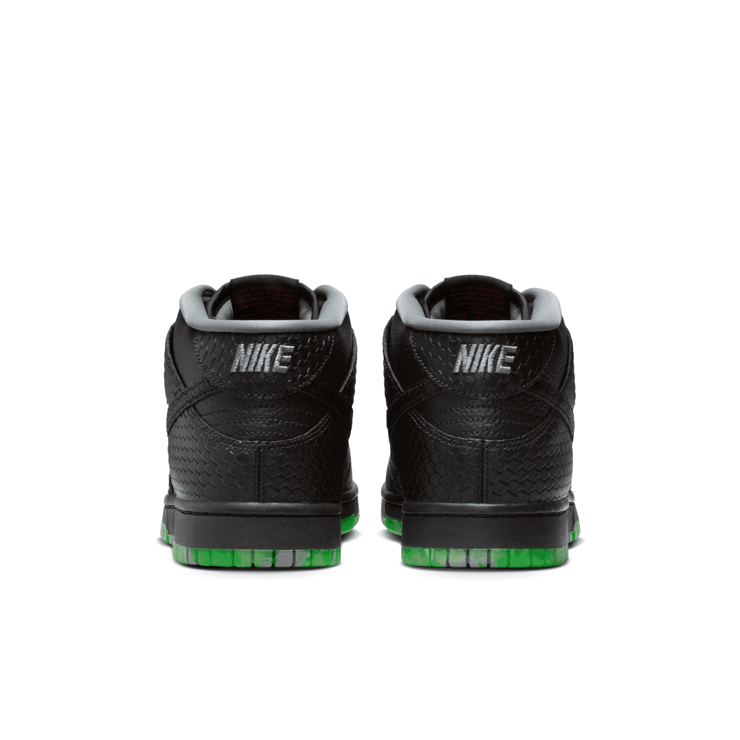 Nike Dunk Mid Premium Halloween Angle 4