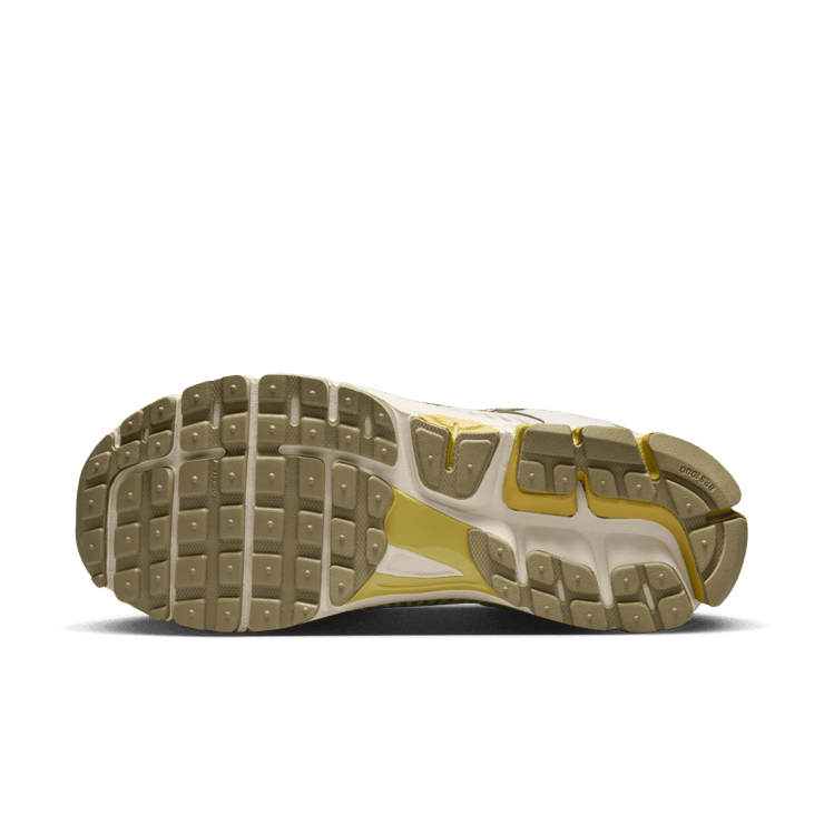 Nike Zoom Vomero 5 Light Bone Olive Angle 0