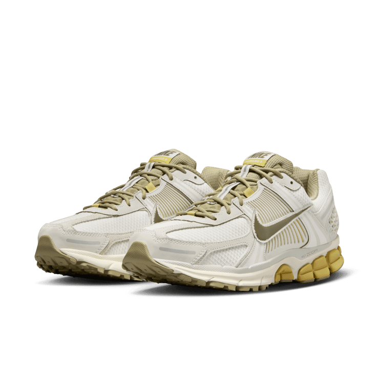Nike Zoom Vomero 5 Light Bone Olive Angle 2