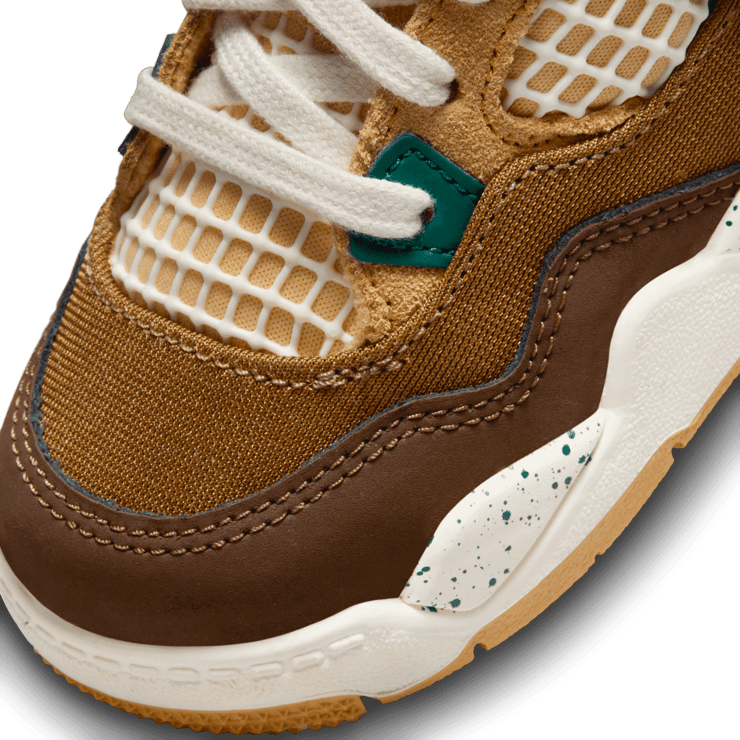 Air Jordan 4 Retro Cacao Wow (TD) Angle 4