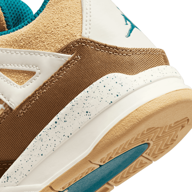 Air Jordan 4 Retro Cacao Wow (PS) Angle 5