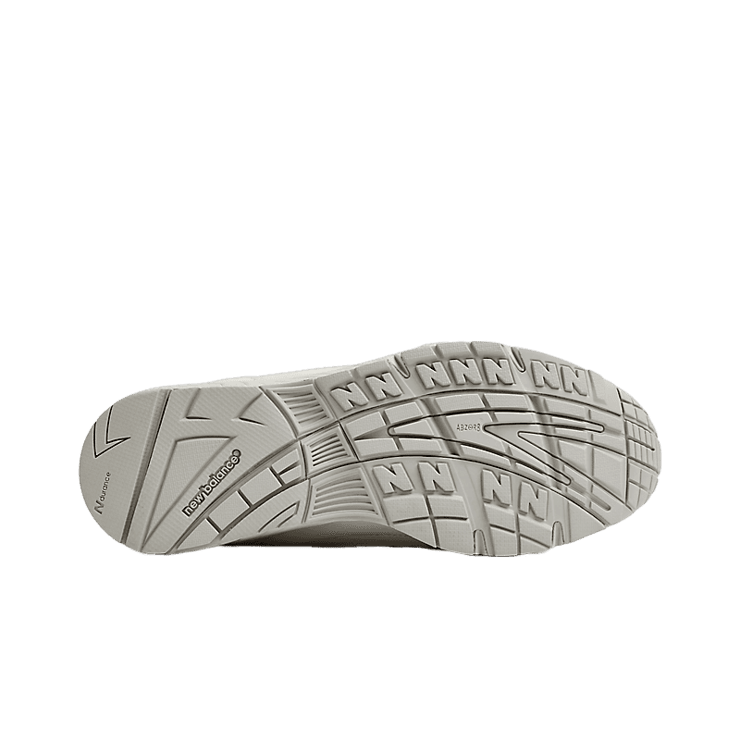New Balance 991 Made in UK Off-White Angle 3