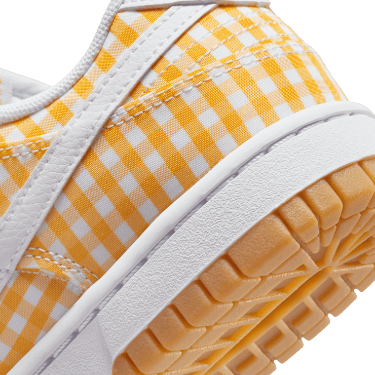 Nike Dunk Low Yellow Gingham (W) Angle 5