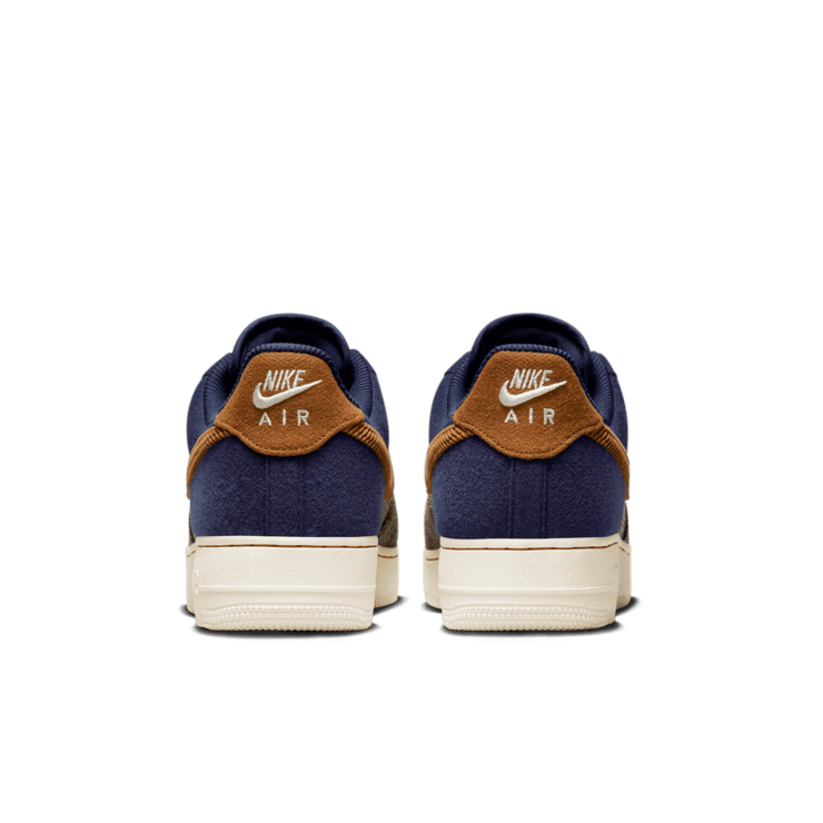 Nike Air Force 1 Low Premium Cordairoy Angle 3