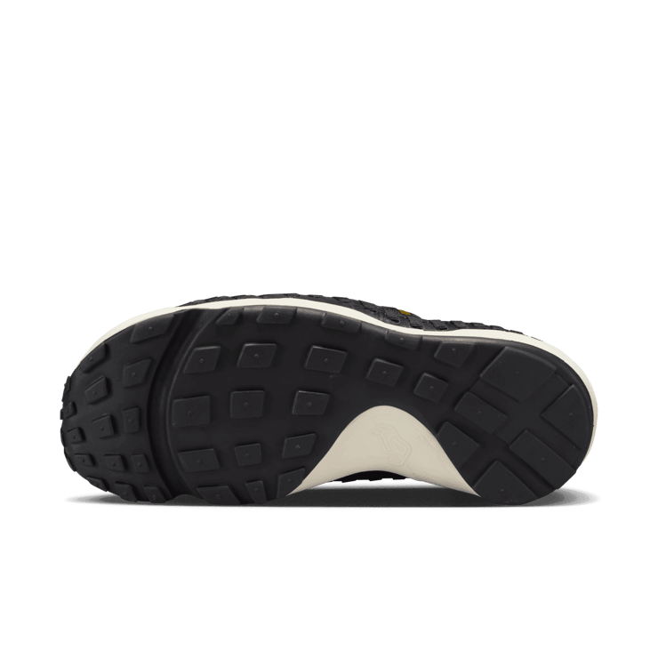 Nike Air Footscape Woven Raw Refined Angle 0