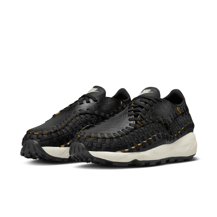 Nike Air Footscape Woven Raw Refined Angle 2