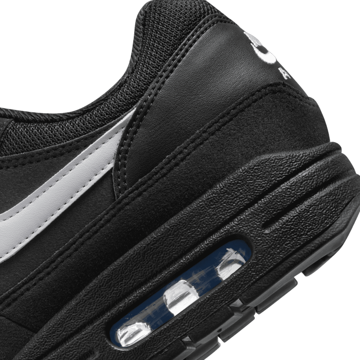 Nike Air Max 1 Black White Angle 5