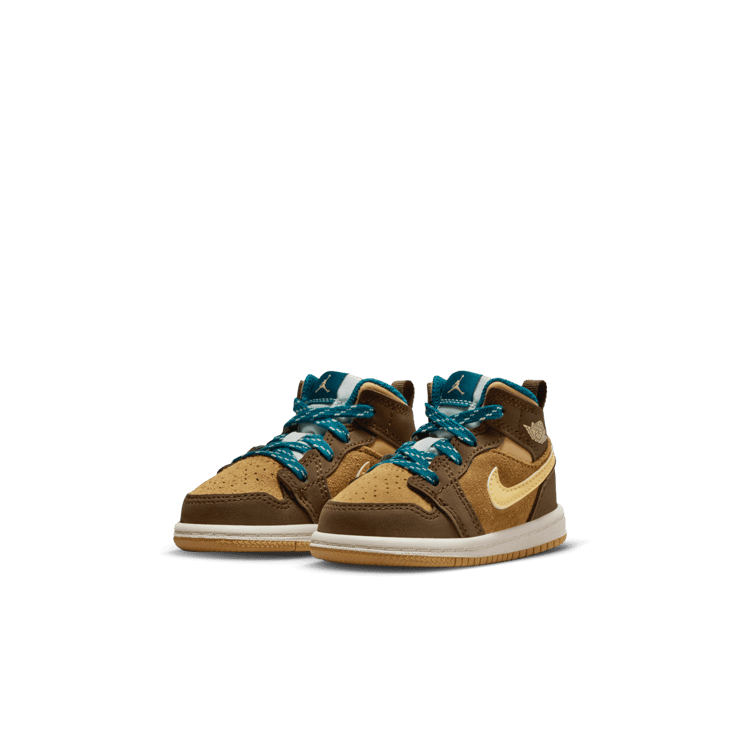 Air Jordan 1 Mid SE Seasonal Collector (TD) Angle 2