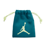 Air Jordan 1 Mid SE Seasonal Collector (TD) Angle 5