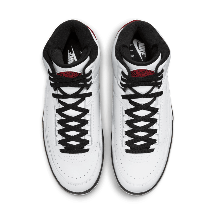 Air Jordan 2 Retro OG (2022) Angle 1